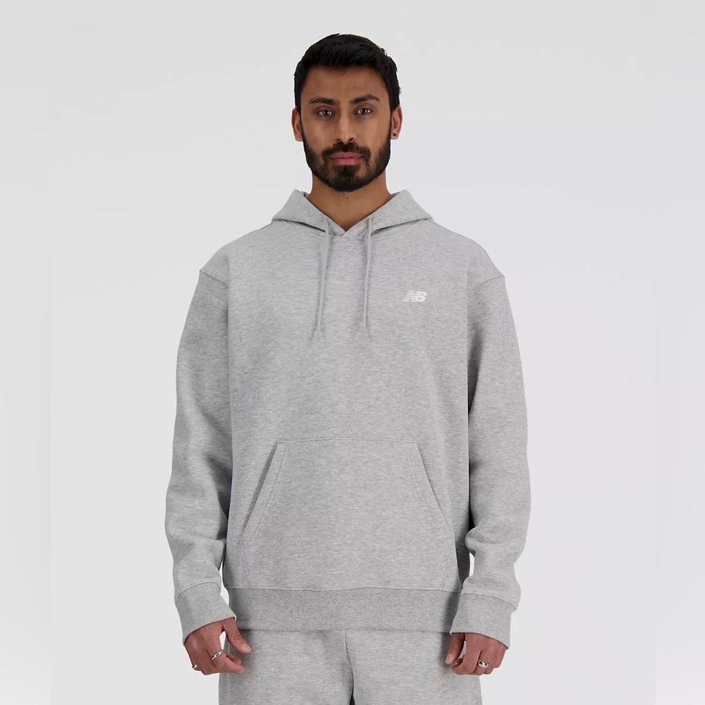 NWT’S NEW BALANCE MEN’S FLEECE HOODIE!